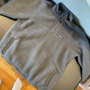 Patagonia gray fleece